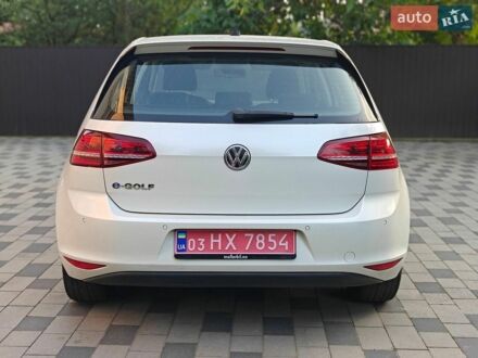 Белый Фольксваген e-Golf, объемом двигателя 0 л и пробегом 152 тыс. км за 7900 $, фото 1 на Automoto.ua