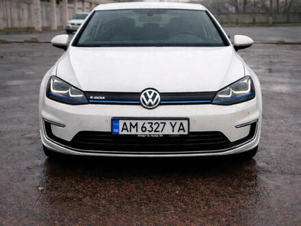 Білий Фольксваген e-Golf, об'ємом двигуна 0 л та пробігом 127 тис. км за 7400 $, фото 1 на Automoto.ua