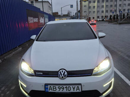 Білий Фольксваген e-Golf, об'ємом двигуна 0 л та пробігом 189 тис. км за 8450 $, фото 1 на Automoto.ua