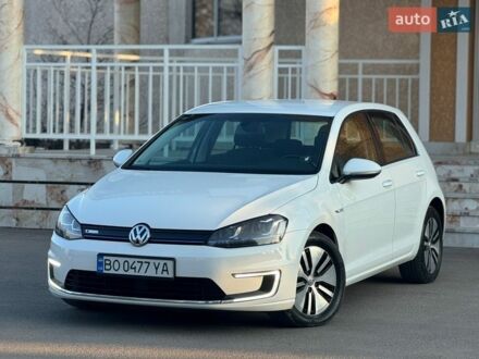Белый Фольксваген e-Golf, объемом двигателя 0 л и пробегом 98 тыс. км за 8550 $, фото 1 на Automoto.ua