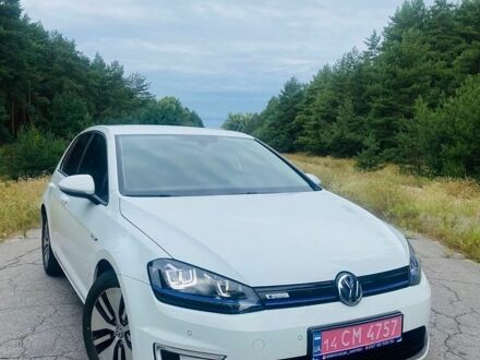 Білий Фольксваген e-Golf, об'ємом двигуна 0 л та пробігом 132 тис. км за 9500 $, фото 1 на Automoto.ua