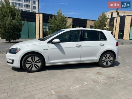 Білий Фольксваген e-Golf, об'ємом двигуна 0 л та пробігом 150 тис. км за 8000 $, фото 1 на Automoto.ua