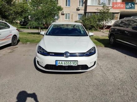 Білий Фольксваген e-Golf, об'ємом двигуна 0 л та пробігом 142 тис. км за 9700 $, фото 1 на Automoto.ua