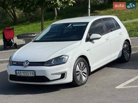 Фольксваген e-Golf 2014 в Виннице на Automoto.ua Белый Фольксваген e-Golf, объемом двигателя 0 л и пробегом 103 тыс. км за 9700 $, фото 1 на Automoto.ua
