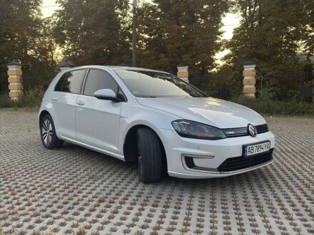 Білий Фольксваген e-Golf, об'ємом двигуна 0 л та пробігом 107 тис. км за 9200 $, фото 1 на Automoto.ua