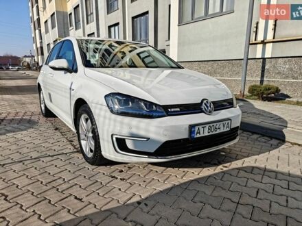 Білий Фольксваген e-Golf, об'ємом двигуна 0 л та пробігом 150 тис. км за 7750 $, фото 1 на Automoto.ua