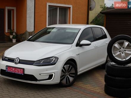 Білий Фольксваген e-Golf, об'ємом двигуна 0 л та пробігом 130 тис. км за 8444 $, фото 1 на Automoto.ua