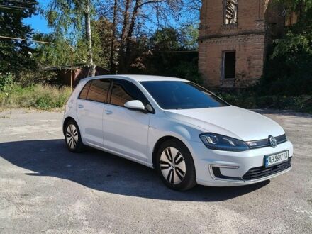 Білий Фольксваген e-Golf, об'ємом двигуна 0 л та пробігом 103 тис. км за 7999 $, фото 1 на Automoto.ua