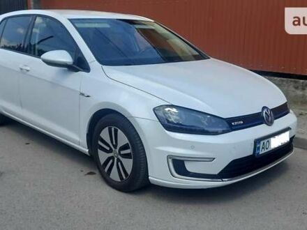 Фольксваген e-Golf 2014 в Ужгороде на Automoto.ua Белый Фольксваген e-Golf, объемом двигателя 0 л и пробегом 159 тыс. км за 12999 $, фото 1 на Automoto.ua