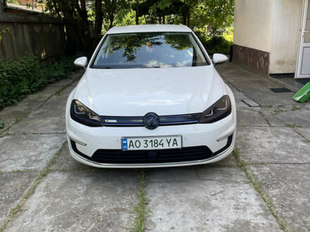 Білий Фольксваген e-Golf, об'ємом двигуна 0 л та пробігом 122 тис. км за 9499 $, фото 1 на Automoto.ua