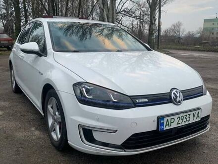 Белый Фольксваген e-Golf, объемом двигателя 0 л и пробегом 117 тыс. км за 8500 $, фото 1 на Automoto.ua