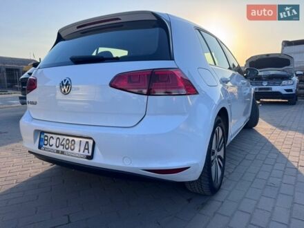 Белый Фольксваген e-Golf, объемом двигателя 0 л и пробегом 82 тыс. км за 7999 $, фото 1 на Automoto.ua