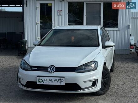 Белый Фольксваген e-Golf, объемом двигателя 0 л и пробегом 139 тыс. км за 8900 $, фото 1 на Automoto.ua