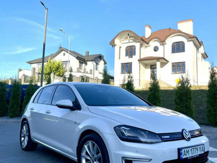 Білий Фольксваген e-Golf, об'ємом двигуна 0 л та пробігом 131 тис. км за 8700 $, фото 1 на Automoto.ua