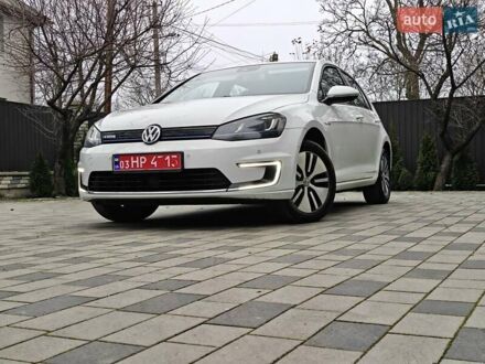 Белый Фольксваген e-Golf, объемом двигателя 0 л и пробегом 148 тыс. км за 7500 $, фото 1 на Automoto.ua