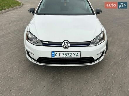 Белый Фольксваген e-Golf, объемом двигателя 0 л и пробегом 147 тыс. км за 7200 $, фото 1 на Automoto.ua