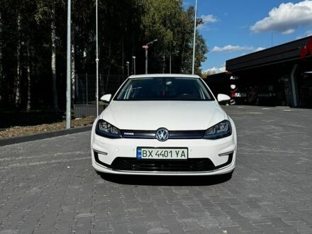 Білий Фольксваген e-Golf, об'ємом двигуна 0 л та пробігом 167 тис. км за 8200 $, фото 1 на Automoto.ua