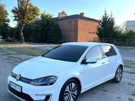 Білий Фольксваген e-Golf, об'ємом двигуна 0 л та пробігом 152 тис. км за 8500 $, фото 1 на Automoto.ua