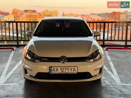Білий Фольксваген e-Golf, об'ємом двигуна 0 л та пробігом 147 тис. км за 9600 $, фото 1 на Automoto.ua
