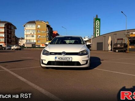 Белый Фольксваген e-Golf, объемом двигателя 0 л и пробегом 158 тыс. км за 8500 $, фото 1 на Automoto.ua