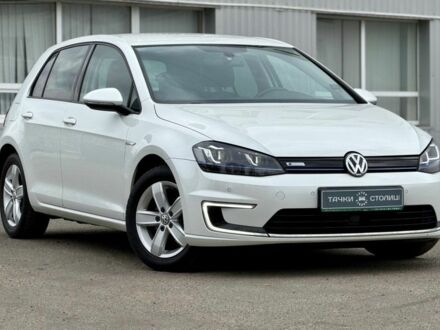 Белый Фольксваген e-Golf, объемом двигателя 0 л и пробегом 97 тыс. км за 9600 $, фото 1 на Automoto.ua