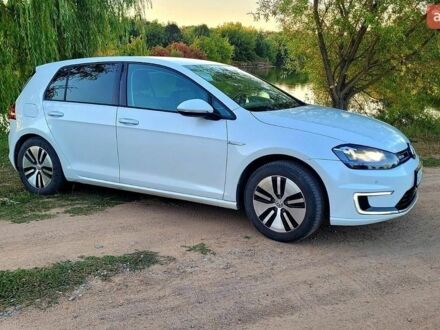 Білий Фольксваген e-Golf, об'ємом двигуна 0 л та пробігом 124 тис. км за 9600 $, фото 1 на Automoto.ua