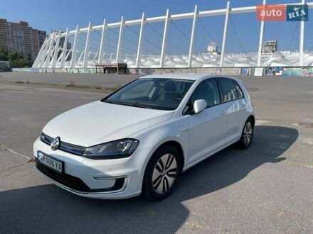 Фольксваген e-Golf 2015 в Боярка на Automoto.ua Белый Фольксваген e-Golf, объемом двигателя 0 л и пробегом 112 тыс. км за 10750 $, фото 1 на Automoto.ua