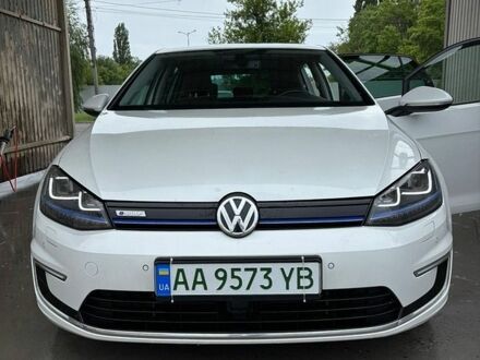 Білий Фольксваген e-Golf, об'ємом двигуна 0 л та пробігом 140 тис. км за 8700 $, фото 1 на Automoto.ua