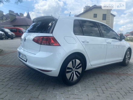 Білий Фольксваген e-Golf, об'ємом двигуна 0 л та пробігом 84 тис. км за 12200 $, фото 1 на Automoto.ua