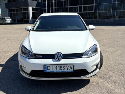 Білий Фольксваген e-Golf, об'ємом двигуна 0 л та пробігом 92 тис. км за 12000 $, фото 1 на Automoto.ua