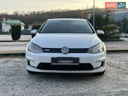 Белый Фольксваген e-Golf, объемом двигателя 0 л и пробегом 92 тыс. км за 7999 $, фото 1 на Automoto.ua