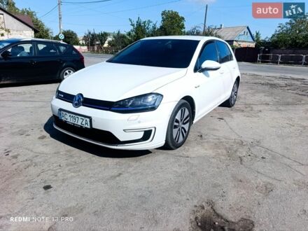 Белый Фольксваген e-Golf, объемом двигателя 0 л и пробегом 117 тыс. км за 8300 $, фото 1 на Automoto.ua