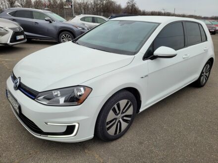 Білий Фольксваген e-Golf, об'ємом двигуна 0 л та пробігом 50 тис. км за 16499 $, фото 1 на Automoto.ua