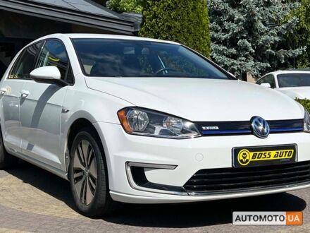 Фольксваген e-Golf 2016 в Львове на Automoto.ua Белый Фольксваген e-Golf, объемом двигателя 24 л и пробегом 77 тыс. км за 10999 $, фото 1 на Automoto.ua