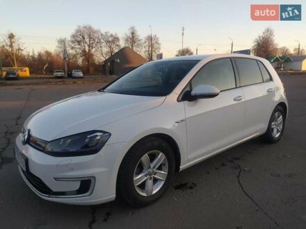 Фольксваген e-Golf 2016 в Луцке на Automoto.ua Белый Фольксваген e-Golf, объемом двигателя 0 л и пробегом 66 тыс. км за 9999 $, фото 1 на Automoto.ua