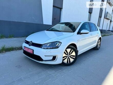 Белый Фольксваген e-Golf, объемом двигателя 0 л и пробегом 131 тыс. км за 10750 $, фото 1 на Automoto.ua