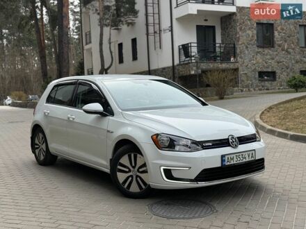 Белый Фольксваген e-Golf, объемом двигателя 0 л и пробегом 99 тыс. км за 9800 $, фото 1 на Automoto.ua