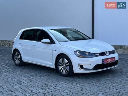 Белый Фольксваген e-Golf, объемом двигателя 0 л и пробегом 101 тыс. км за 8650 $, фото 1 на Automoto.ua