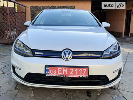 Білий Фольксваген e-Golf, об'ємом двигуна 0 л та пробігом 88 тис. км за 11700 $, фото 1 на Automoto.ua