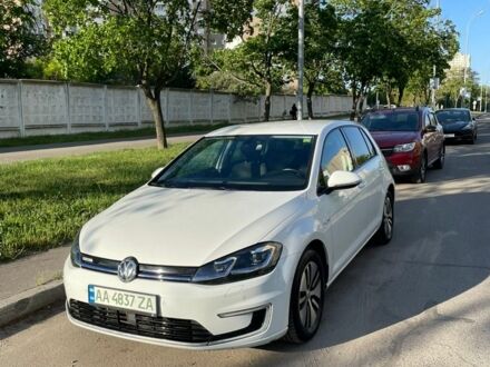 Білий Фольксваген e-Golf, об'ємом двигуна 0 л та пробігом 58 тис. км за 16600 $, фото 1 на Automoto.ua