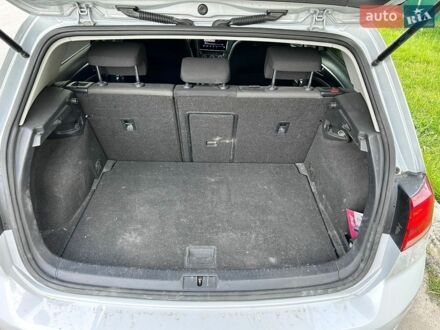 Белый Фольксваген e-Golf, объемом двигателя 0 л и пробегом 99 тыс. км за 13000 $, фото 1 на Automoto.ua