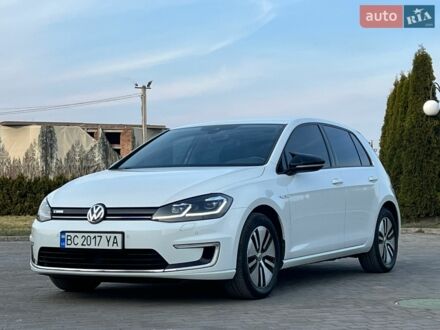 Белый Фольксваген e-Golf, объемом двигателя 0 л и пробегом 79 тыс. км за 15200 $, фото 1 на Automoto.ua