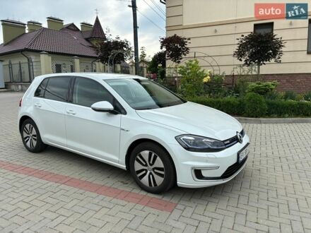 Білий Фольксваген e-Golf, об'ємом двигуна 0 л та пробігом 111 тис. км за 12400 $, фото 1 на Automoto.ua