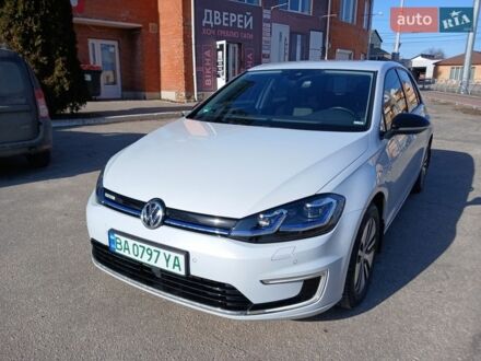 Белый Фольксваген e-Golf, объемом двигателя 0 л и пробегом 85 тыс. км за 12900 $, фото 1 на Automoto.ua