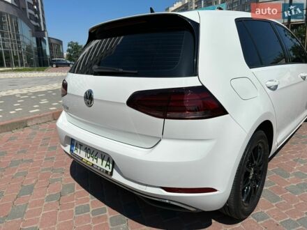 Белый Фольксваген e-Golf, объемом двигателя 0 л и пробегом 50 тыс. км за 11500 $, фото 1 на Automoto.ua