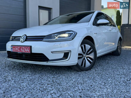 Белый Фольксваген e-Golf, объемом двигателя 0 л и пробегом 197 тыс. км за 11999 $, фото 1 на Automoto.ua