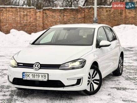 Білий Фольксваген e-Golf, об'ємом двигуна 0 л та пробігом 65 тис. км за 12800 $, фото 1 на Automoto.ua