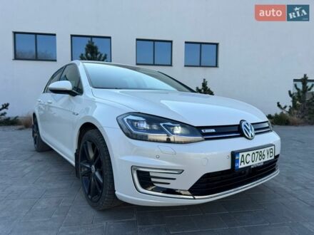 Белый Фольксваген e-Golf, объемом двигателя 0 л и пробегом 115 тыс. км за 13500 $, фото 1 на Automoto.ua