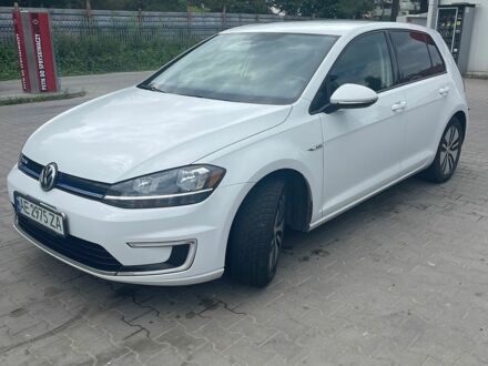 Білий Фольксваген e-Golf, об'ємом двигуна 0 л та пробігом 116 тис. км за 11400 $, фото 1 на Automoto.ua