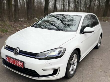 Білий Фольксваген e-Golf, об'ємом двигуна 0 л та пробігом 154 тис. км за 13200 $, фото 1 на Automoto.ua